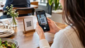 QR codes for restaurants: a complete guide blog post thumbnail